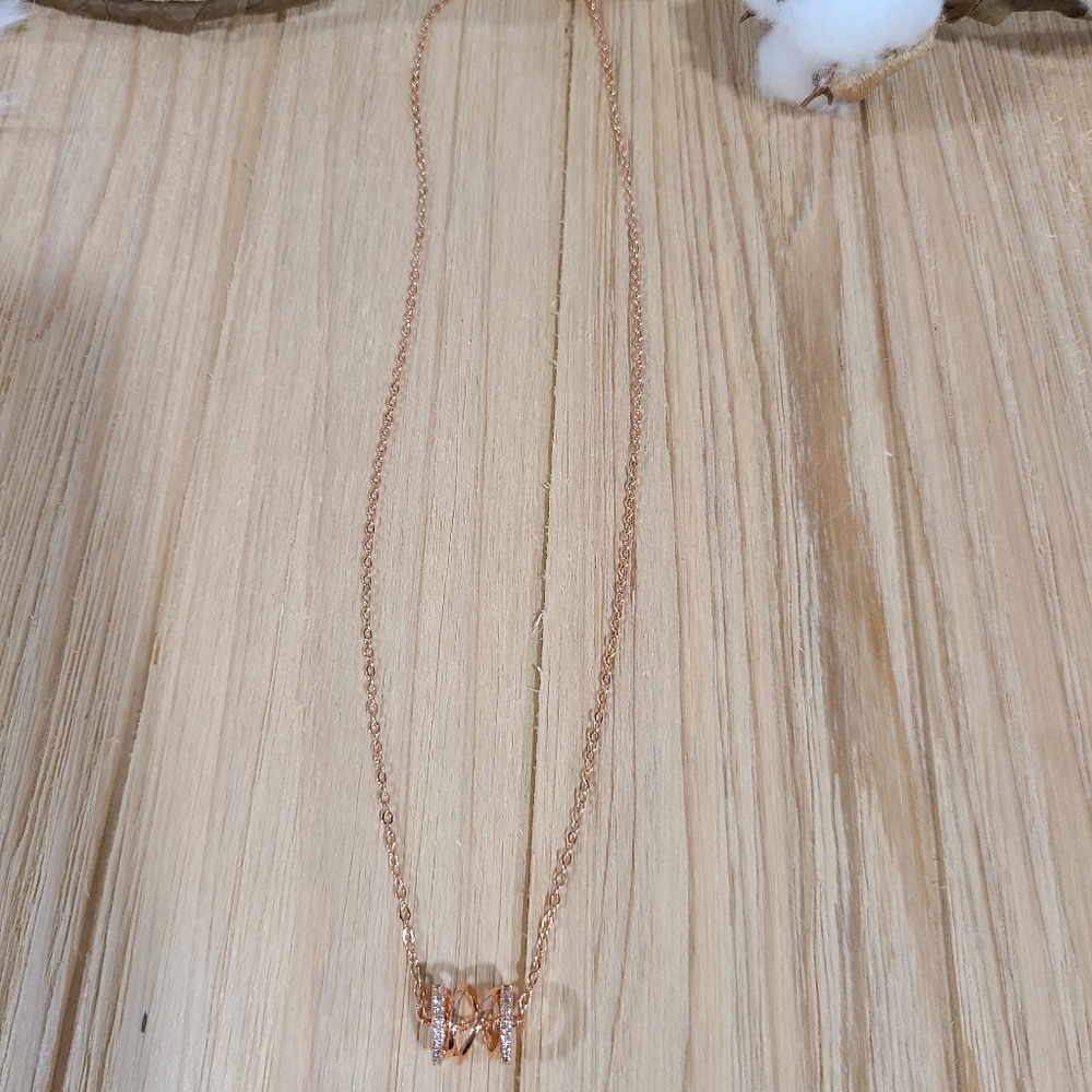 🩷🩷NEW🩷🩷 GORGEOUS!! CZ Spiral Cylinder Charm Necklace in ROSE GOLD Plating - Picture 5 of 14